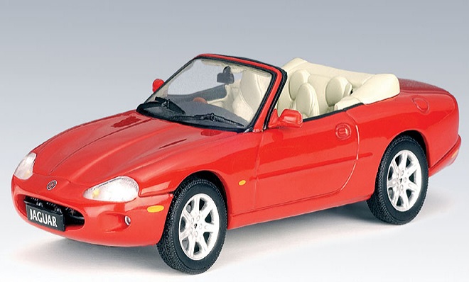 AutoArt 1/43 Jacquar XK8 Cabrio Red
